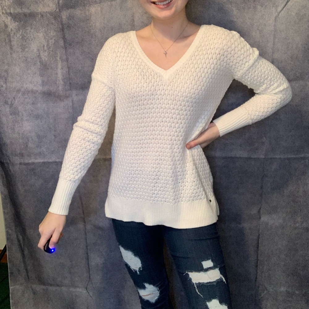 American Eagle sweater